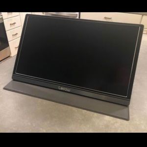 Lepow portable computer monitor with cord. In great working condition.